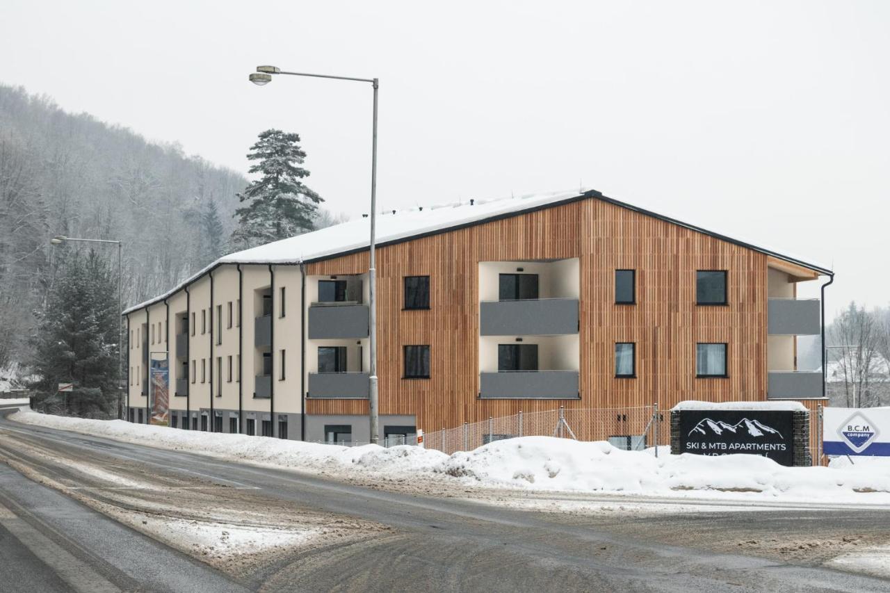 Apartmany Horska, Vrchlabí Exterior photo